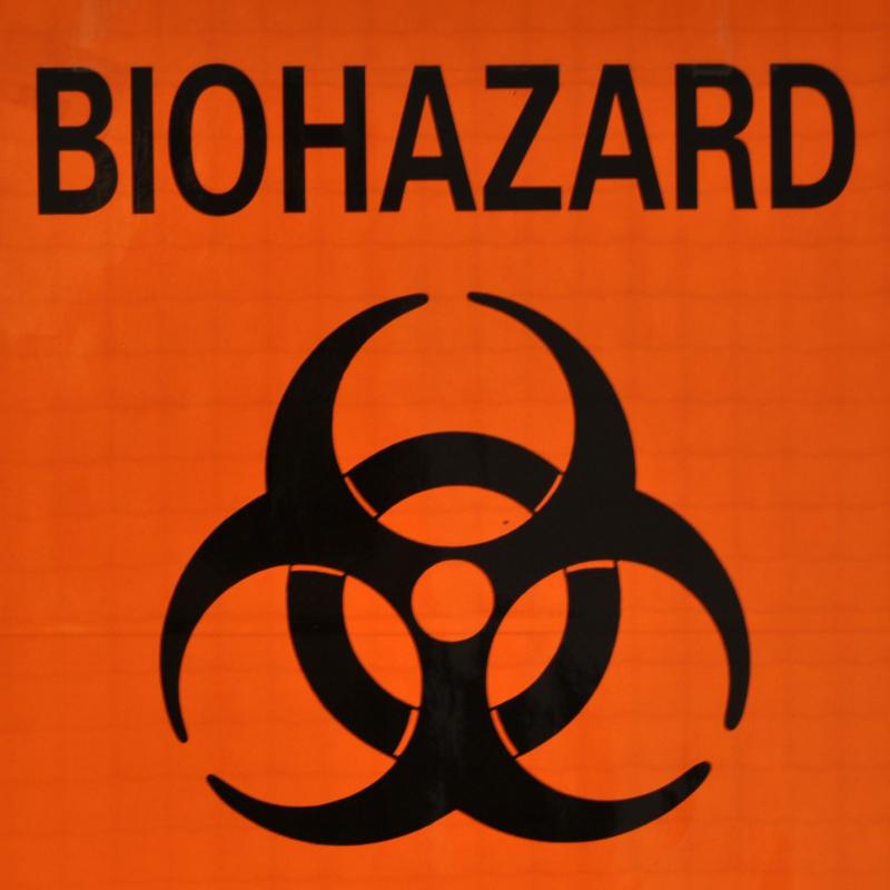 Biohazard перевод. Biohazard фото. Биохазард с атомным. Усилитель с эмблемой Biohazard. Серьга Biohazard.